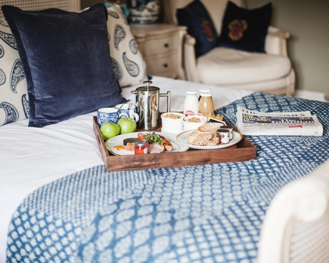 The George Inn Barford St Michael Dış mekan fotoğraf Room service